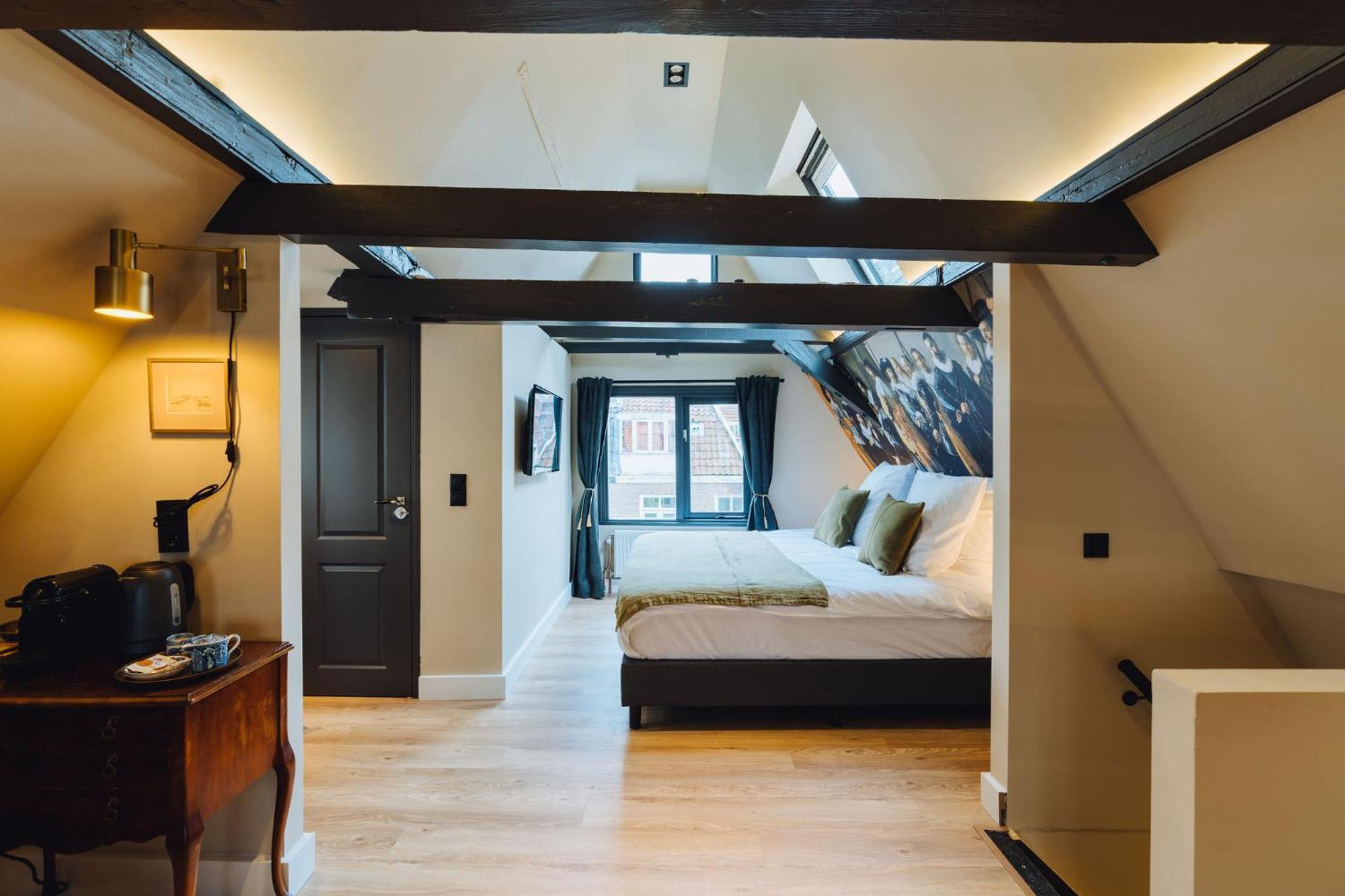 Lok Historics Luxury Art-Inspired Loft In Historic City Centre! Haarlem Eksteriør bilde