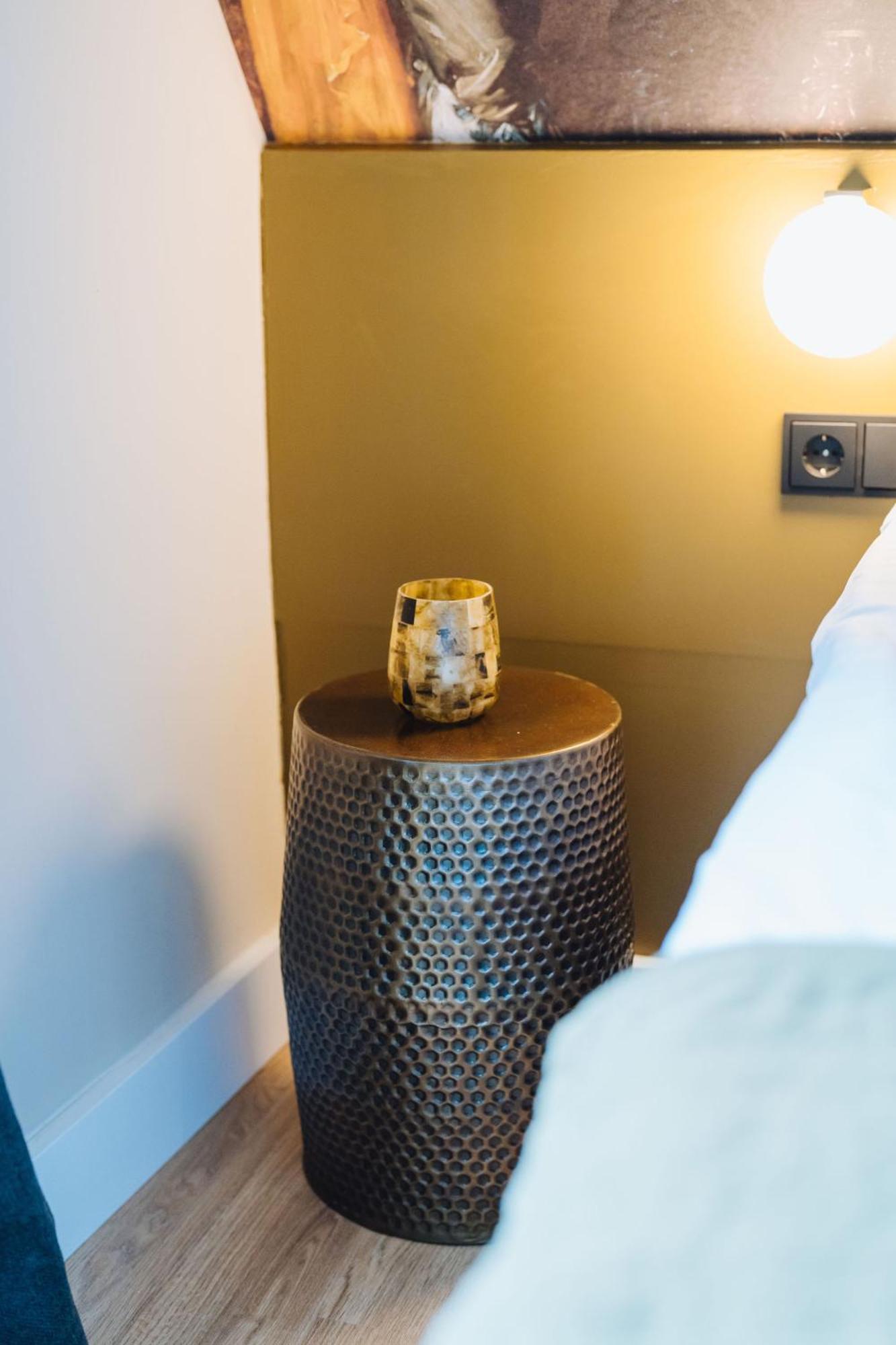 Lok Historics Luxury Art-Inspired Loft In Historic City Centre! Haarlem Eksteriør bilde